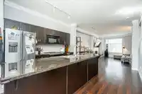 25 6956 193 STREET - thumbnail 9