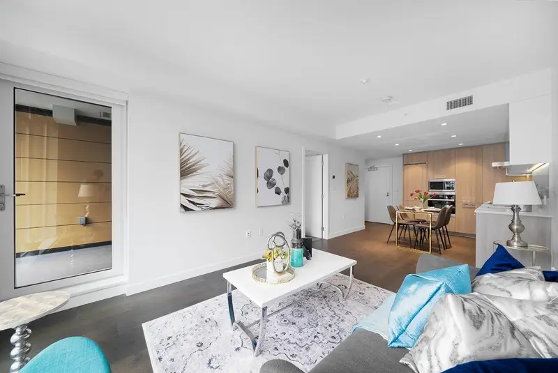 806 3280 CORVETTE WAY - photo 3 of 25