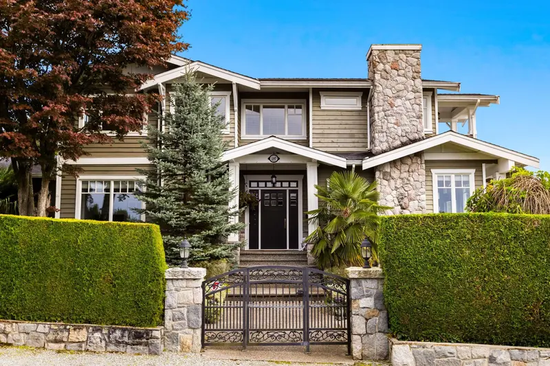 1197 FULTON AVENUE - photo 4 of 25