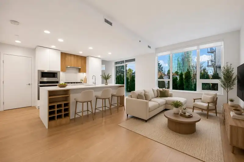 4 10160 133 STREET - photo 1 of 21