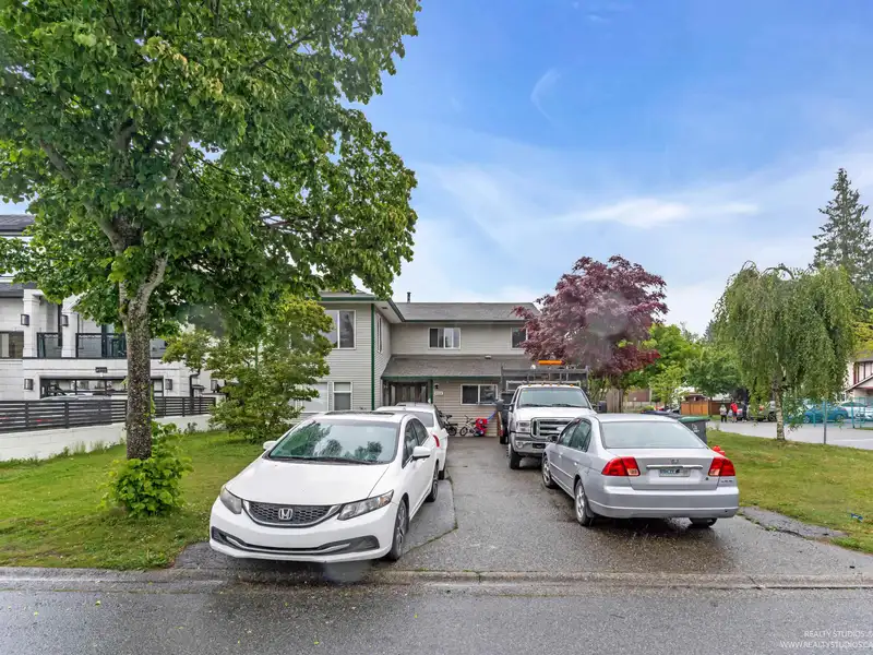 6214 129 STREET - photo 1 of 4
