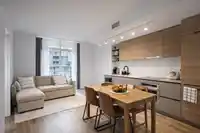 306 10448 UNIVERSITY DRIVE - thumbnail 2