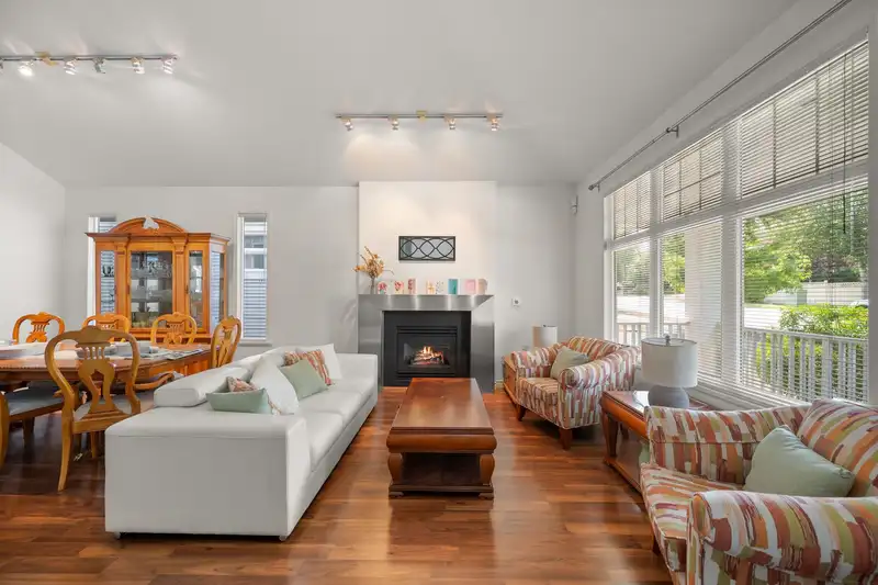 7530 146 STREET - photo 2 of 25