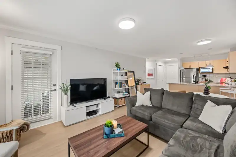 423 17769 57 AVENUE - photo 1 of 30