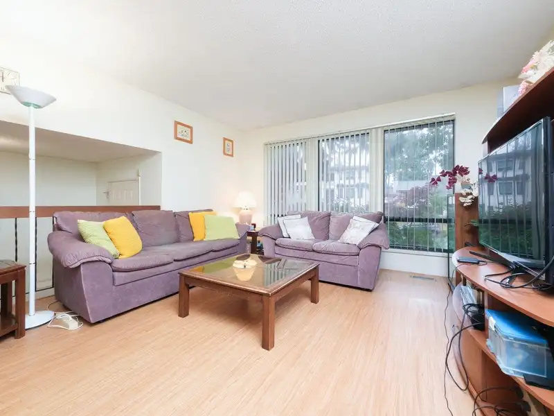 13109 66B AVENUE - photo 4 of 20