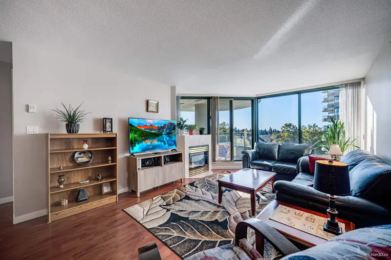 904 13383 108 AVENUE - photo 2 of 24