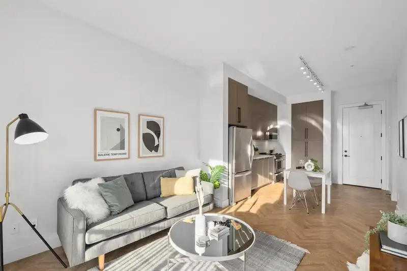 305 13929 105 BOULEVARD - photo 3 of 26