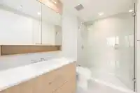 1802 9675 KING GEORGE BOULEVARD - thumbnail 12