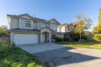 14922 102A AVENUE - thumbnail 1