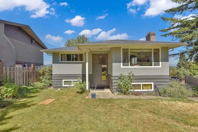 14169 115A AVENUE - photo 1 of 34