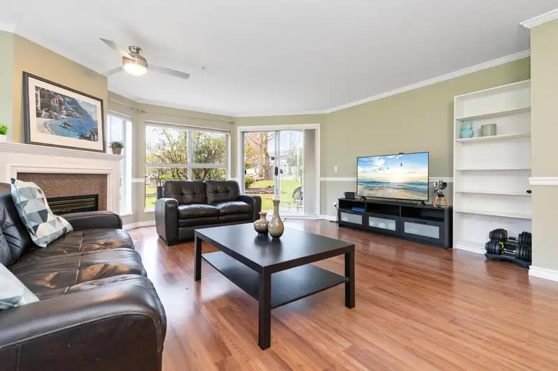106 7435 121A STREET - photo 2 of 38