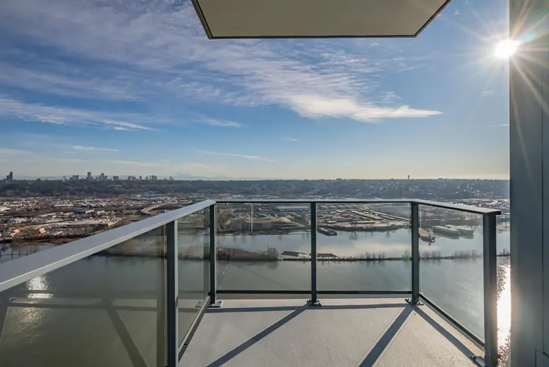 3907 680 QUAYSIDE DRIVE - photo 3 of 25