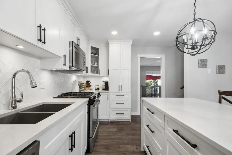 33 22488 116 AVENUE - photo 4 of 24