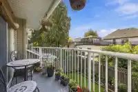 18 8289 121A STREET - thumbnail 13
