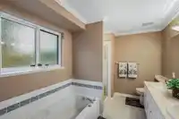 5539 185 STREET - thumbnail 27