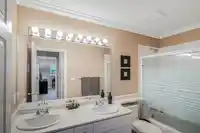 5539 185 STREET - thumbnail 33