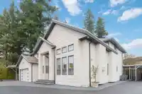 6168 126 STREET - thumbnail 2