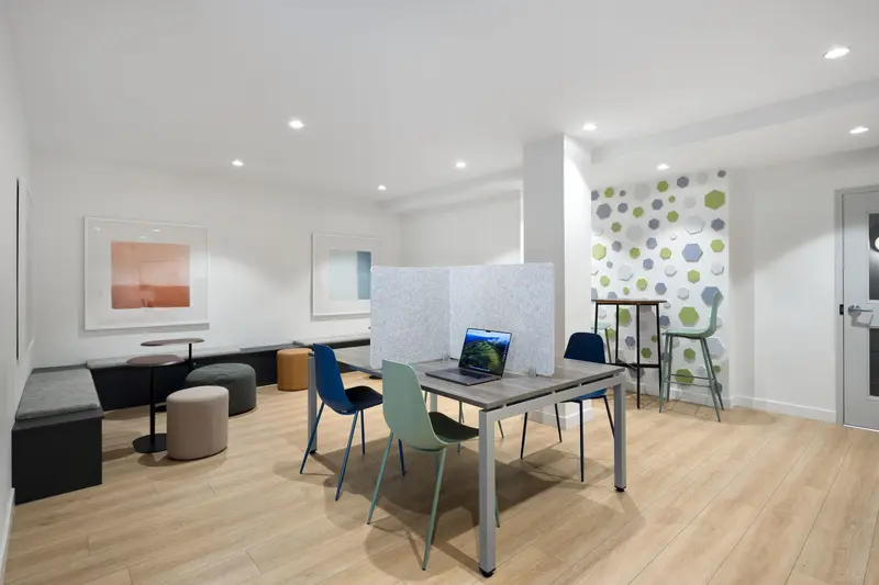 614 215 MCBAY LANE - photo 2 of 8