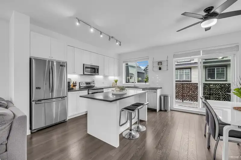 55 15850 85 AVENUE - photo 4 of 31