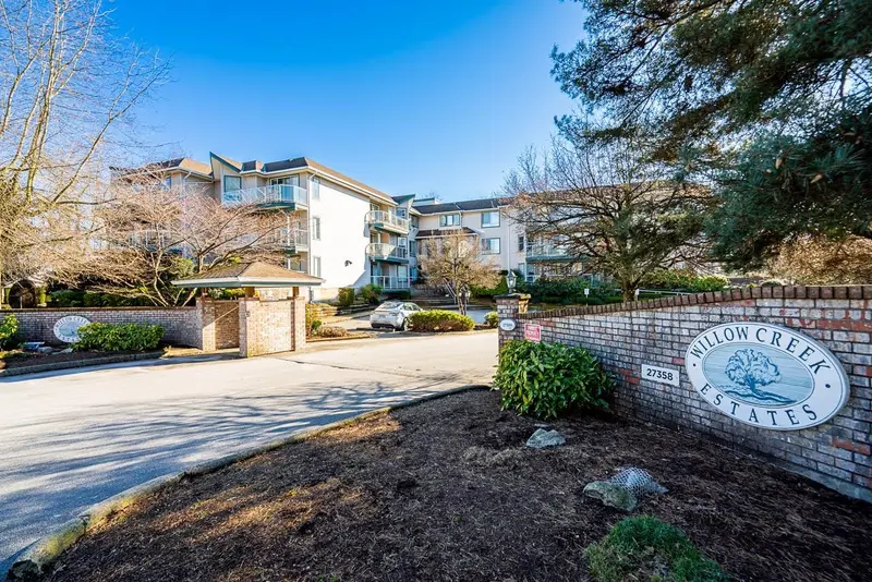 205 27358 32 AVENUE - photo 3 of 24