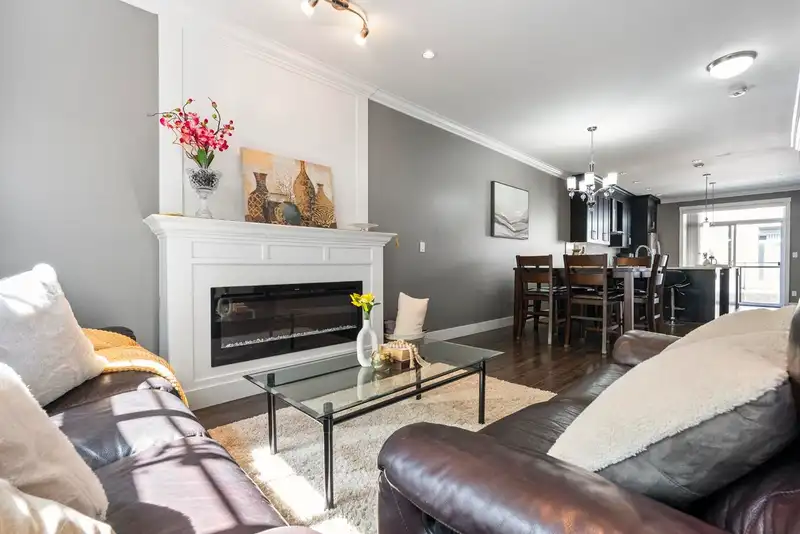 90 13670 62 AVENUE - photo 4 of 37