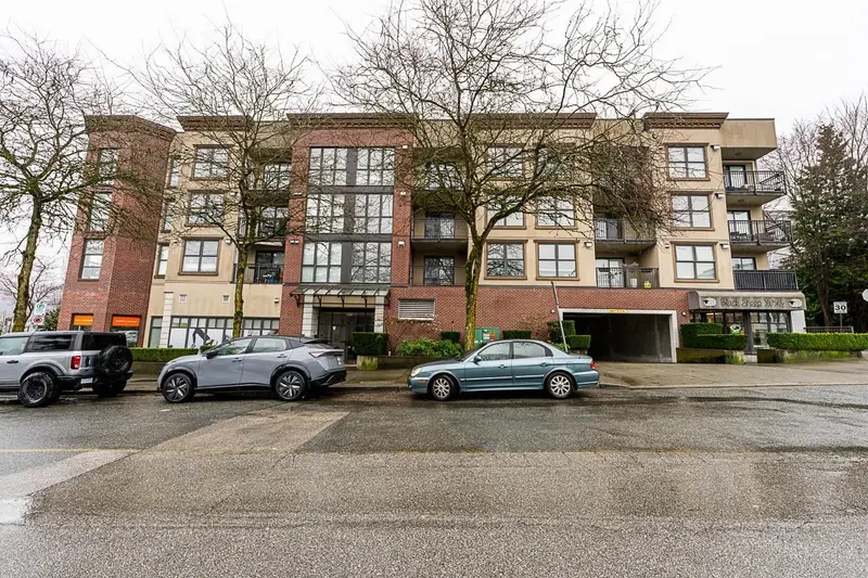 2009 84 GRANT STREET - photo 2 of 25