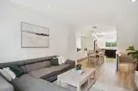 3 6450 187 STREET - thumbnail 2