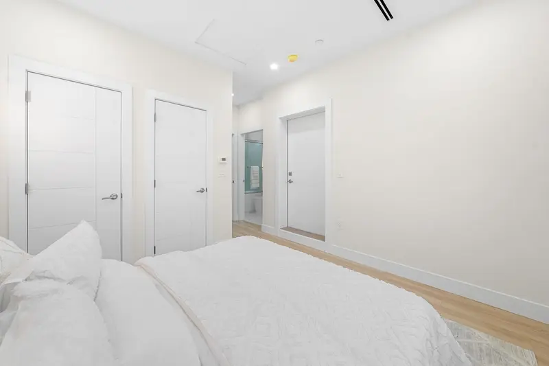 1 3581 HAIDA DRIVE - photo 3 of 25