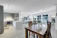 77 9718 161A STREET - thumbnail 12