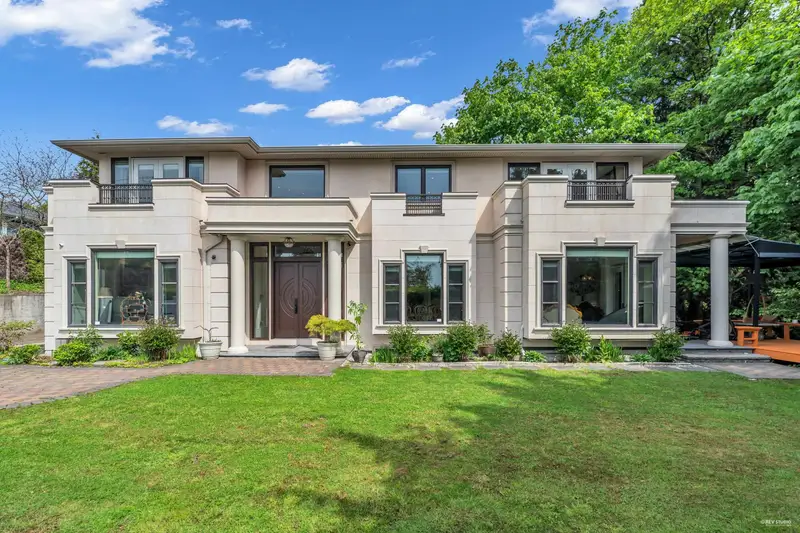 1835 MATHERS AVENUE - photo 2 of 25