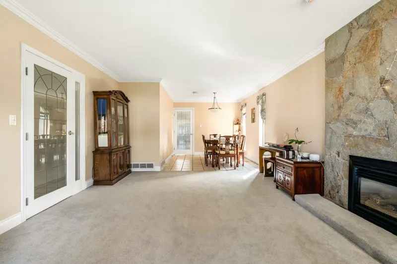 10660 CANSO CRESCENT - photo 2 of 18