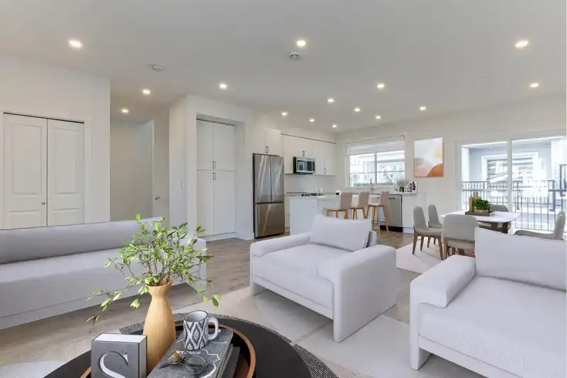 43 12830 62 AVENUE - photo 1 of 33