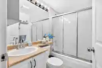 307 13475 96TH AVENUE - thumbnail 20