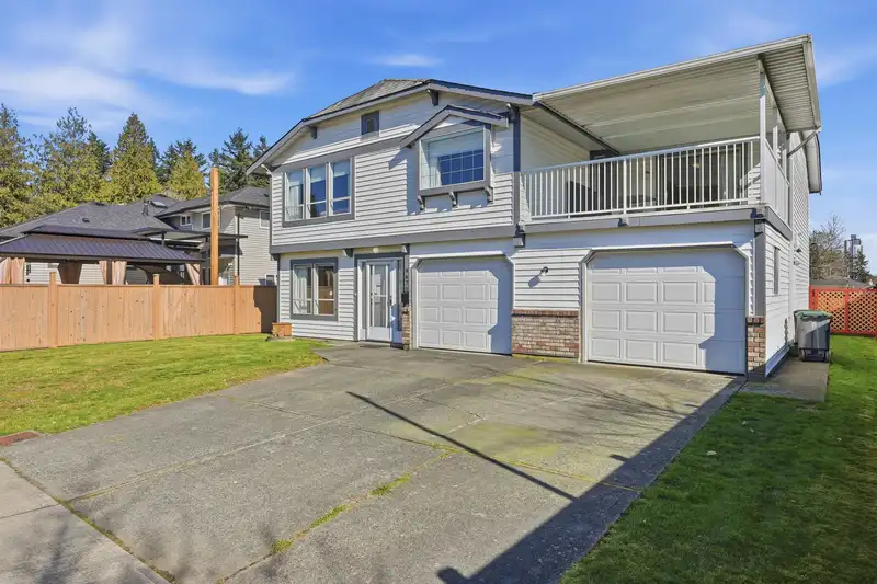 9670 130 STREET - photo 2 of 40