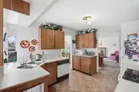 9670 130 STREET - thumbnail 11