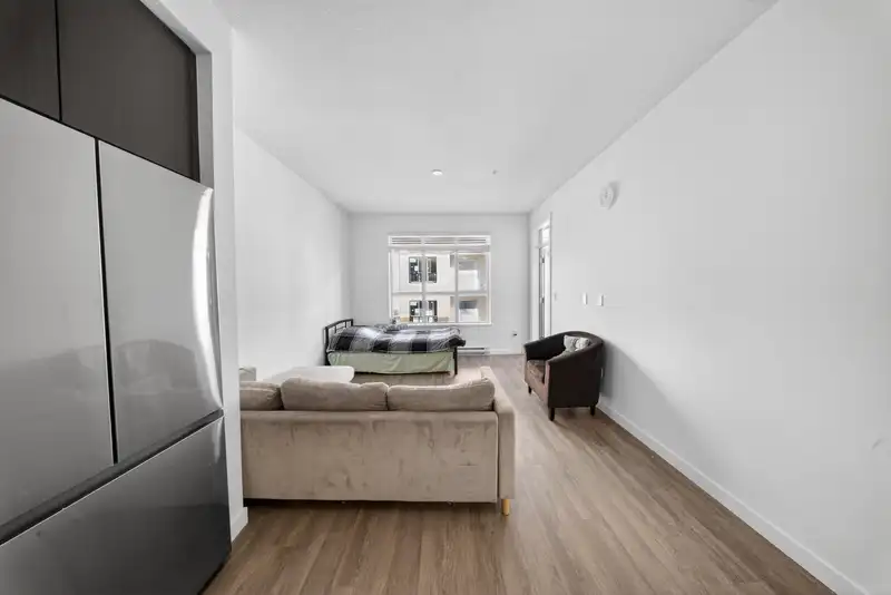 B3-407 15777 85 AVENUE - photo 3 of 19
