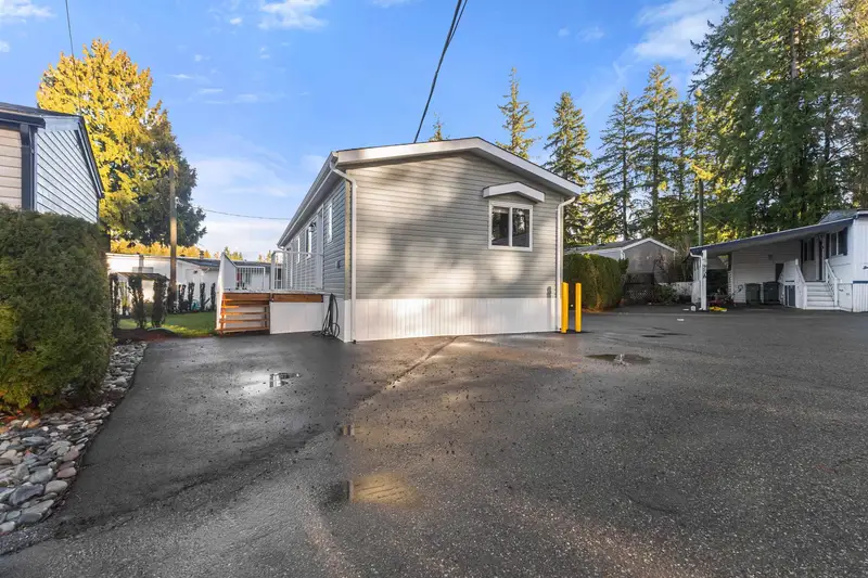 19 24330 FRASER HIGHWAY - photo 1 of 25