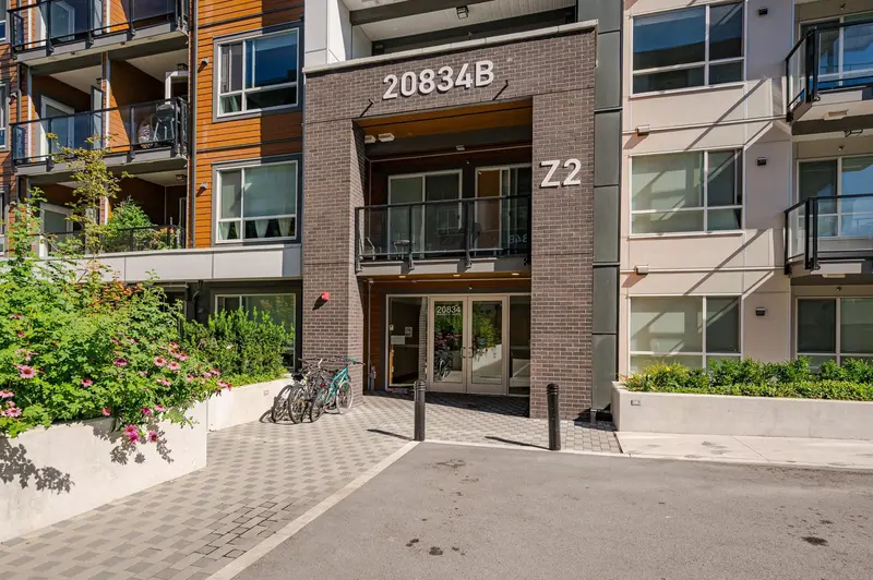 B317 20834 80 AVENUE - photo 3 of 25