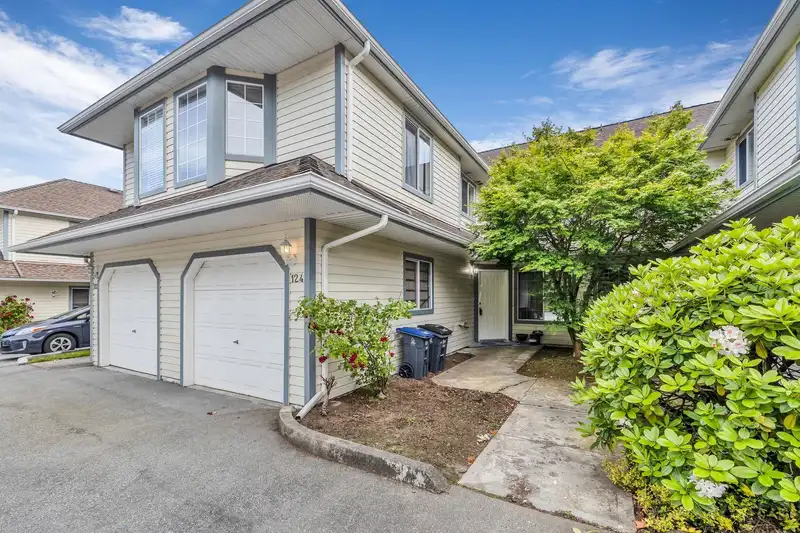 124 9978 151 STREET - photo 2 of 30