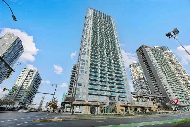 1212 13615 FRASER HIGHWAY - photo 2 of 23