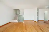 10570 HOLLY PARK LANE - thumbnail 3