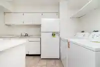 10570 HOLLY PARK LANE - thumbnail 10