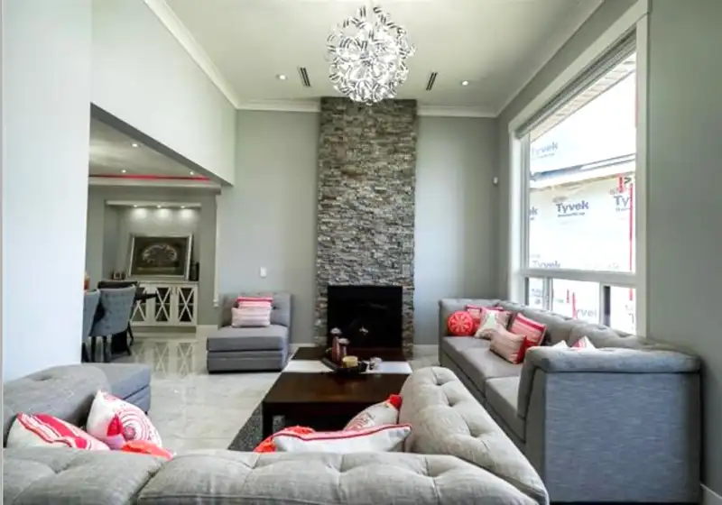 17012 57 AVENUE - photo 4 of 36