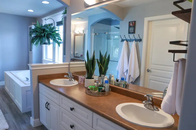 24170 HILL AVENUE - photo 3 of 25