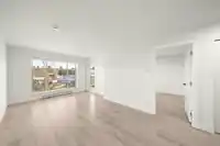 318 13555 GATEWAY DRIVE - thumbnail 10