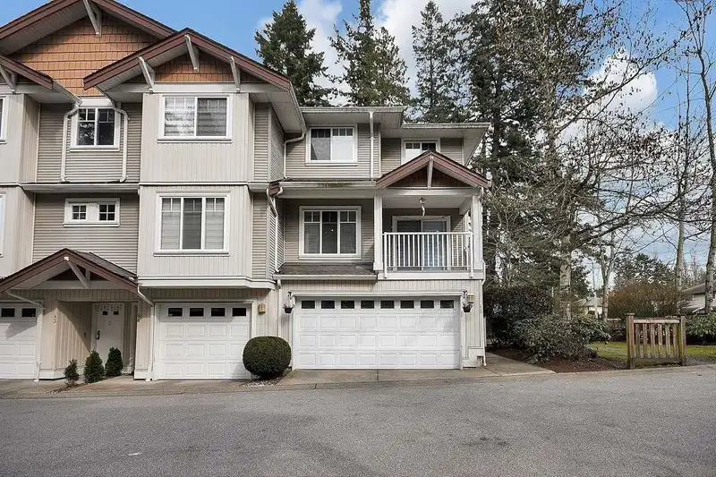 45 12711 64 AVENUE - photo 1 of 33