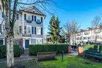 45 7238 189 STREET - thumbnail 1