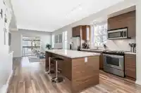 45 7238 189 STREET - thumbnail 15