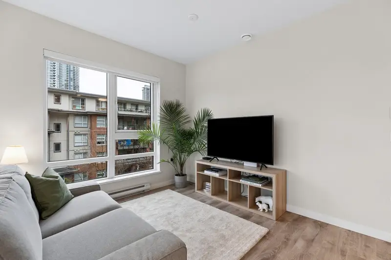 315 615 COTTONWOOD AVENUE - photo 2 of 25