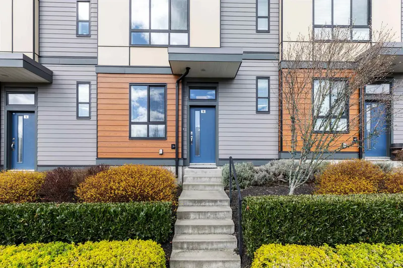 15 1938 NORTH PARALLEL ROAD - photo 2 of 25